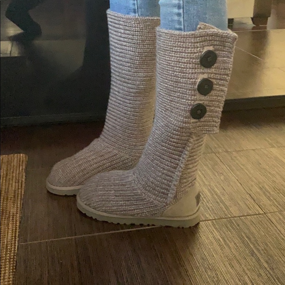 Knitted Uggs